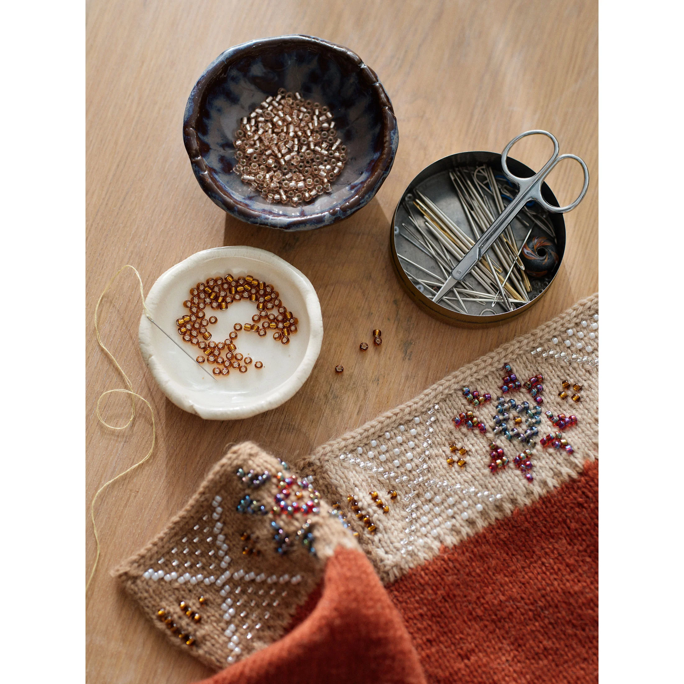 Beaded Colourwork | Jeanette Sloan | Hardback Book - Image 2