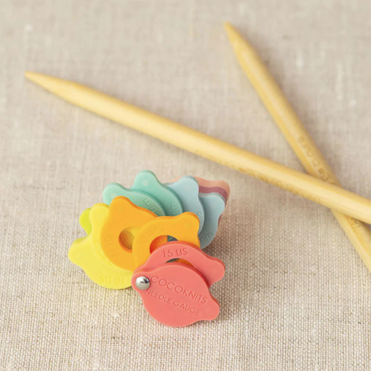 Cocoknits Knitting Needle Gauge | Rainbow Stack of Connected Measuring Discs - Image 3