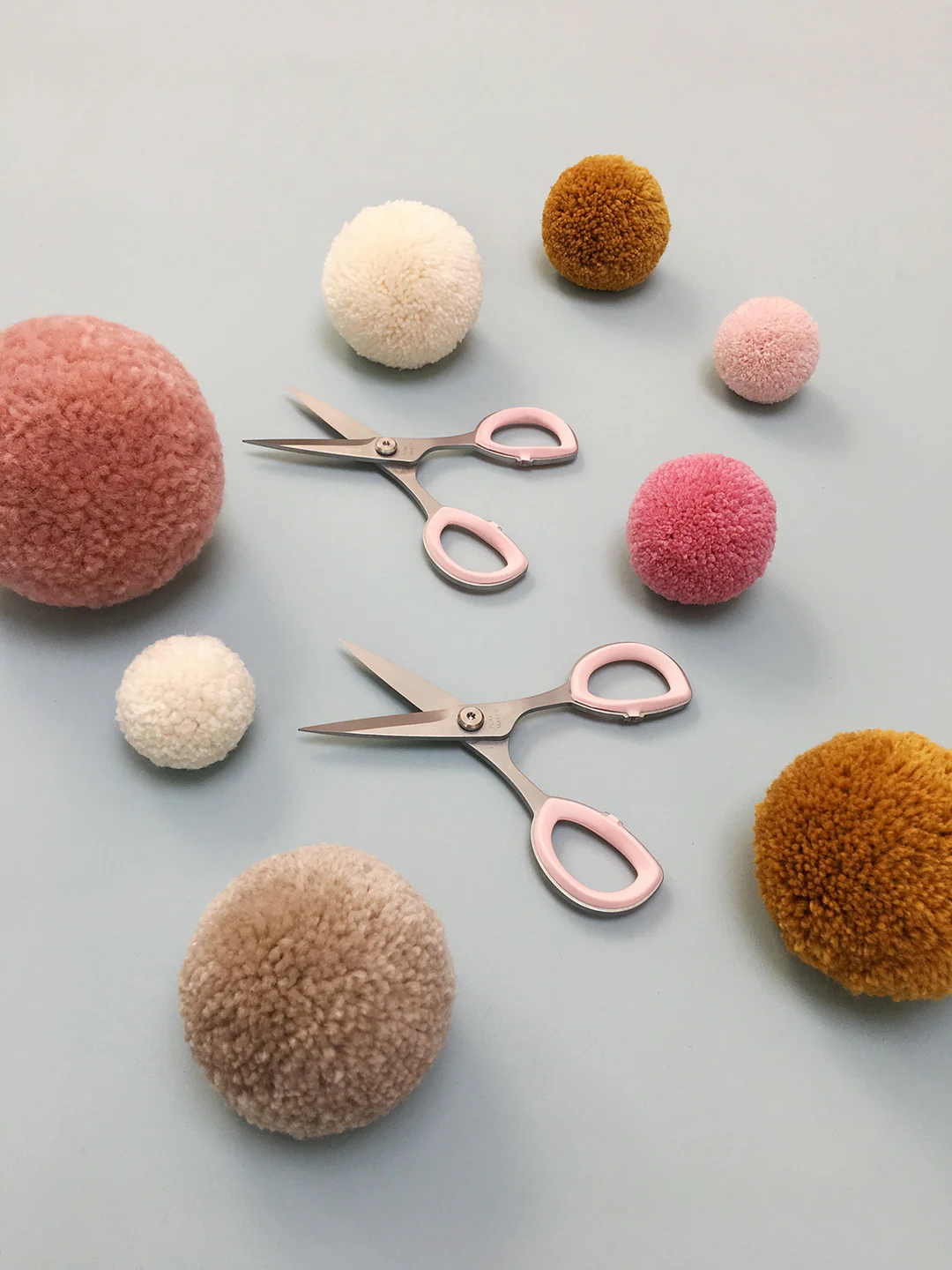 The Ultimate Pompom Scissors - Image 4